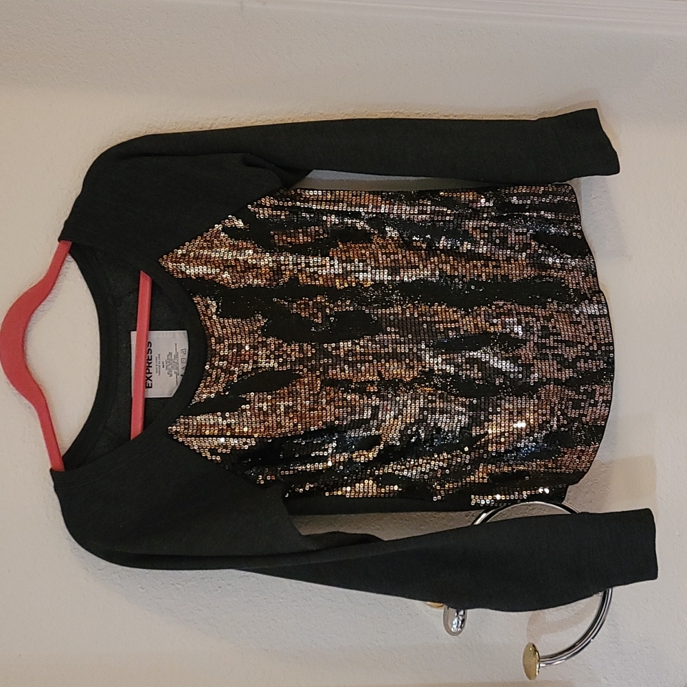 Express XS sequins sweatshirt black gold
